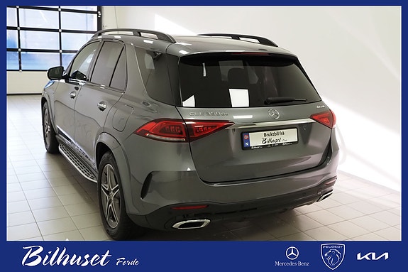 Mercedes-Benz GLE350 de 2 of 5