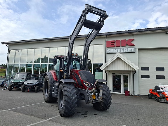 Valtra T235D Unlimited 12 of 26