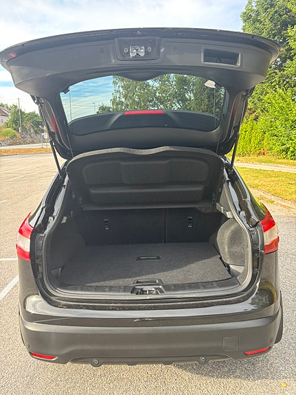 Nissan Qashqai 4 of 5
