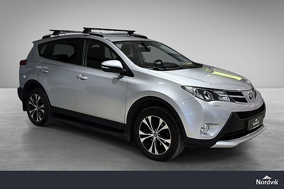 Toyota RAV4 3 of 21