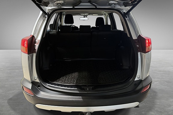 Toyota RAV4 19 of 21