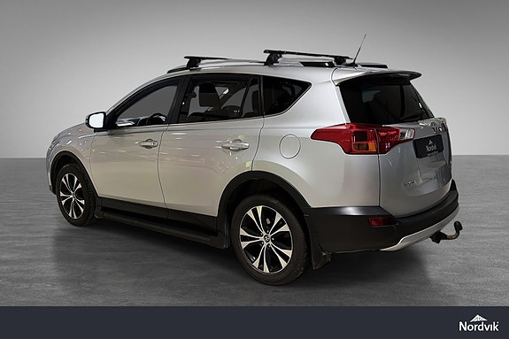 Toyota RAV4 7 of 21