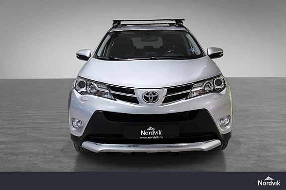 Toyota RAV4 2 of 21