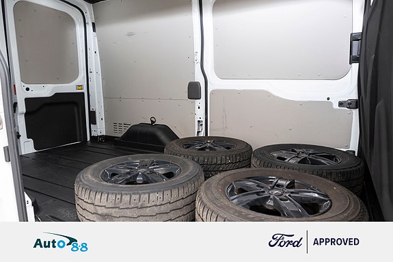 Ford Transit 21 of 30