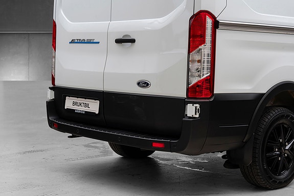 Ford Transit 29 of 30