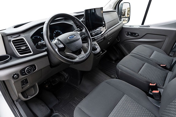 Ford Transit 19 of 30
