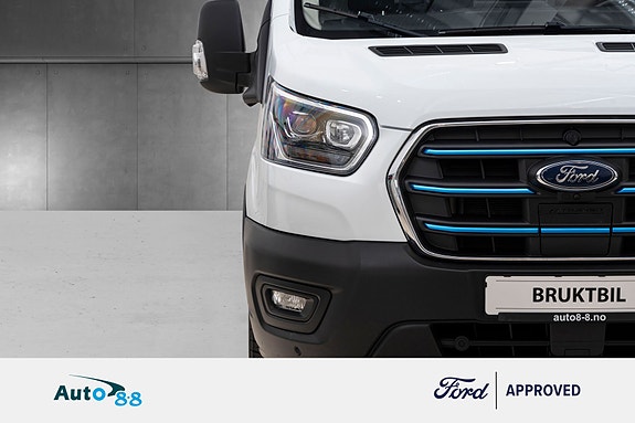 Ford Transit 8 of 30