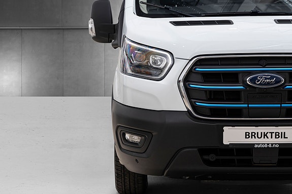 Ford Transit 8 of 30