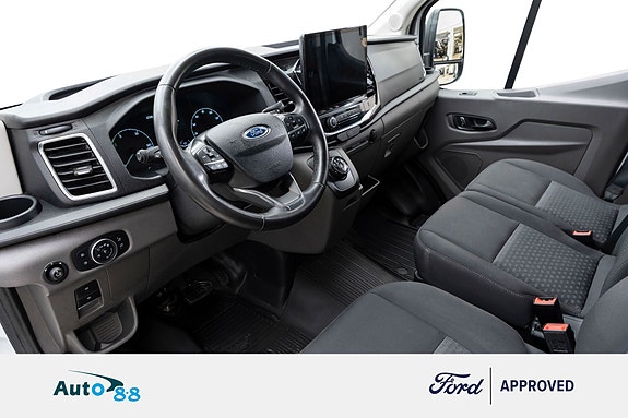 Ford Transit 19 of 30
