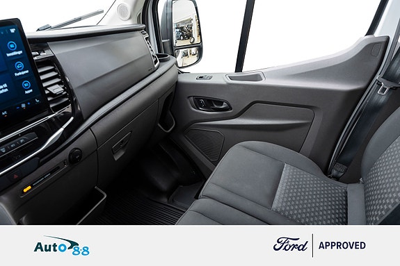 Ford Transit 17 of 30