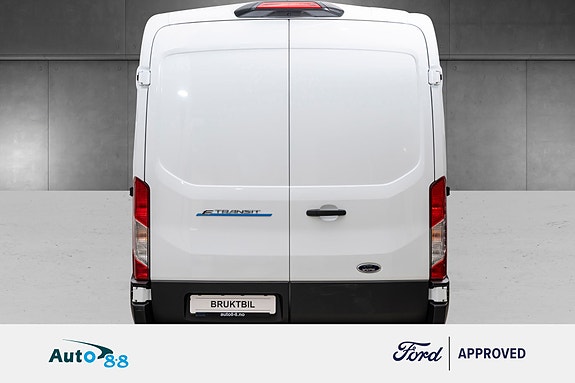 Ford Transit 27 of 30