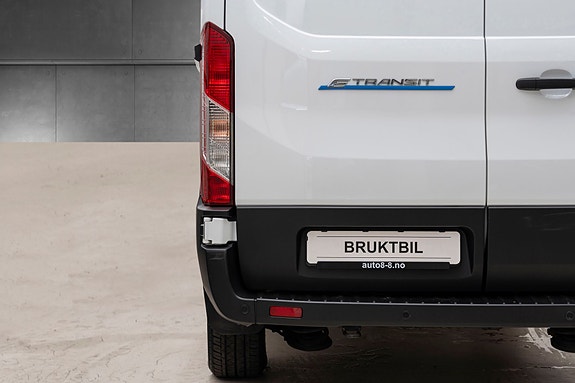 Ford Transit 28 of 30