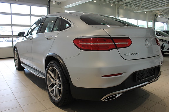 Mercedes-Benz GLC220 d 30 of 30