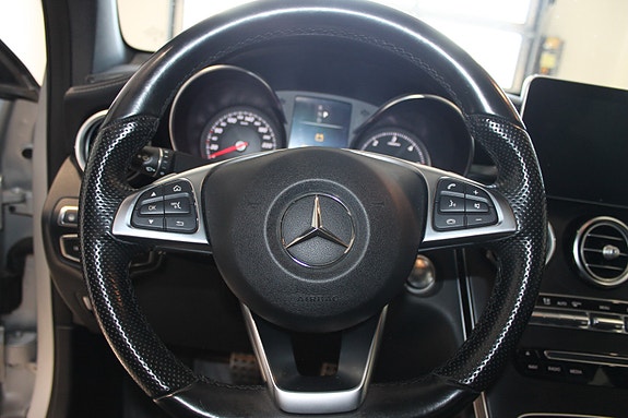 Mercedes-Benz GLC220 d 19 of 30