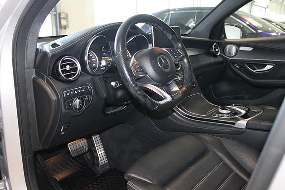 Mercedes-Benz GLC220 d 10 of 30