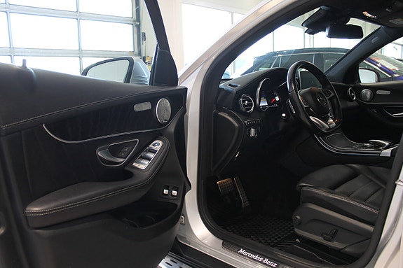 Mercedes-Benz GLC220 d 7 of 30