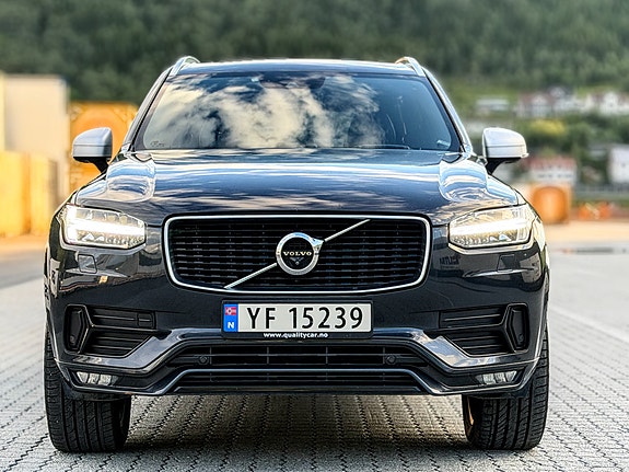 Volvo XC90 4 of 5