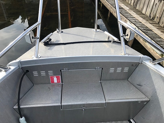 2014 Buster Magnum Pro Yamaha 220 Hk 12 of 17