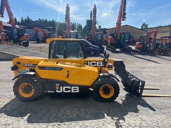 JCB 525-60 E 5 of 12