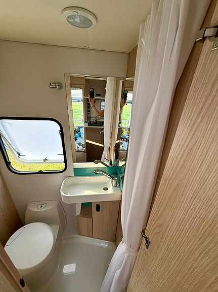 Adria Aviva 522 PK 14 of 18
