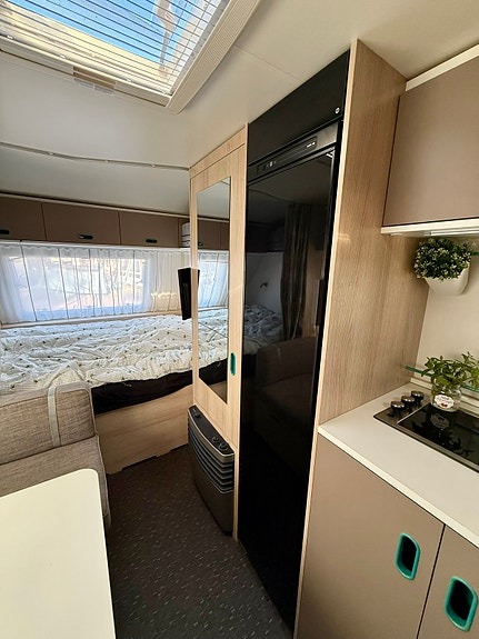 Adria Aviva 522 PK 9 of 18