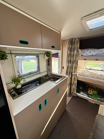Adria Aviva 522 PK 11 of 18