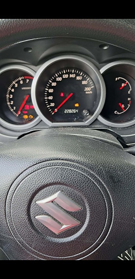 Suzuki Grand Vitara 4 of 5