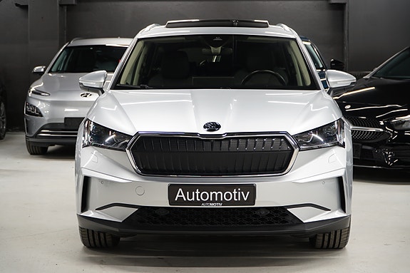 Skoda Enyaq 2 of 30