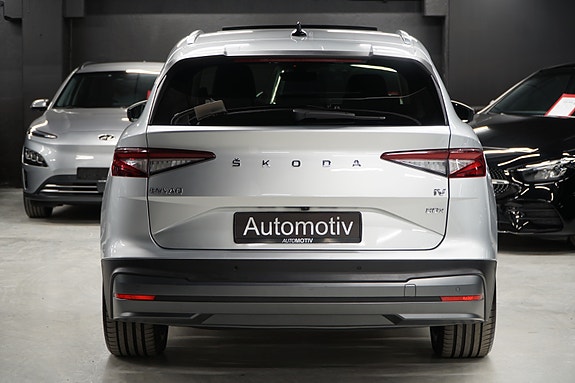 Skoda Enyaq 9 of 30