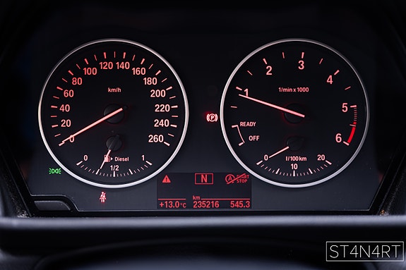BMW 218d 16 of 21