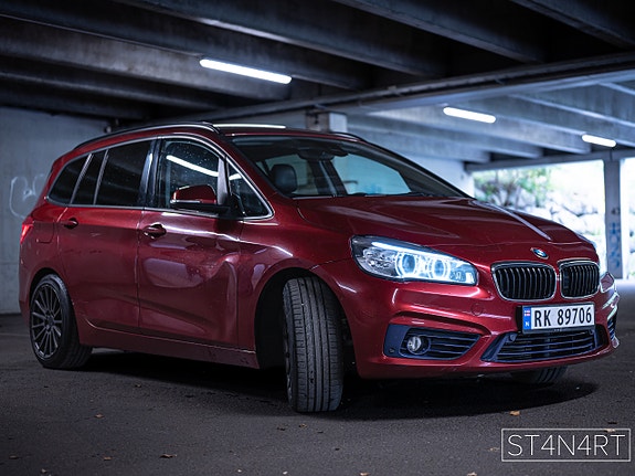 BMW 218d 7 of 21