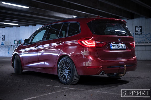 BMW 218d 3 of 21