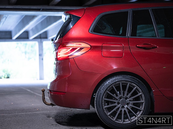BMW 218d 10 of 21
