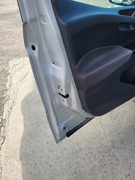 Ford Transit Courier 23 of 30