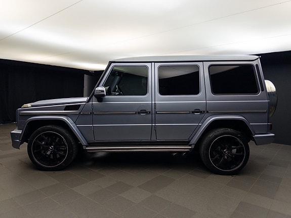 Mercedes-Benz G55 6 of 30
