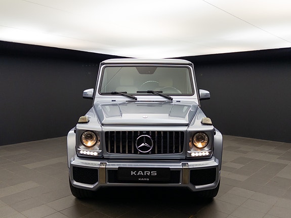 Mercedes-Benz G55 4 of 30