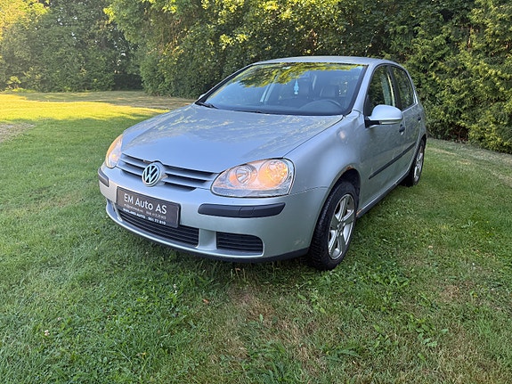 Volkswagen Golf V 3 of 5