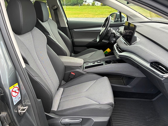 Skoda Enyaq 12 of 29