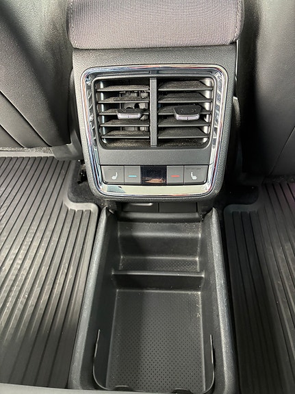 Skoda Enyaq 17 of 29