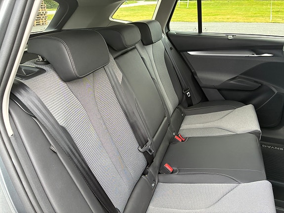 Skoda Enyaq 13 of 29