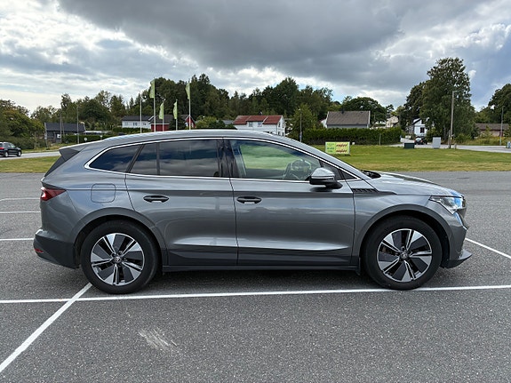 Skoda Enyaq 2 of 29