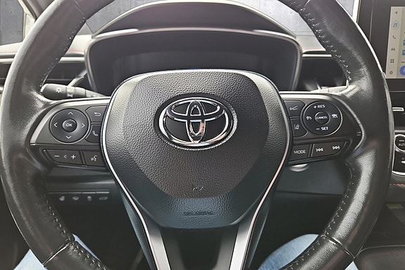 Toyota Corolla 16 of 23