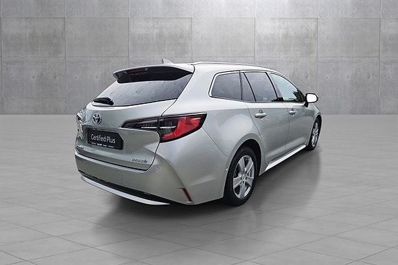 Toyota Corolla 5 of 23