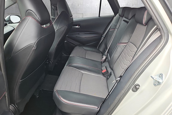 Toyota Corolla 11 of 23
