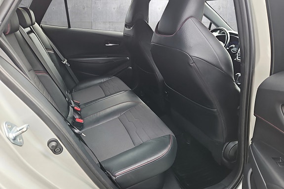 Toyota Corolla 12 of 23