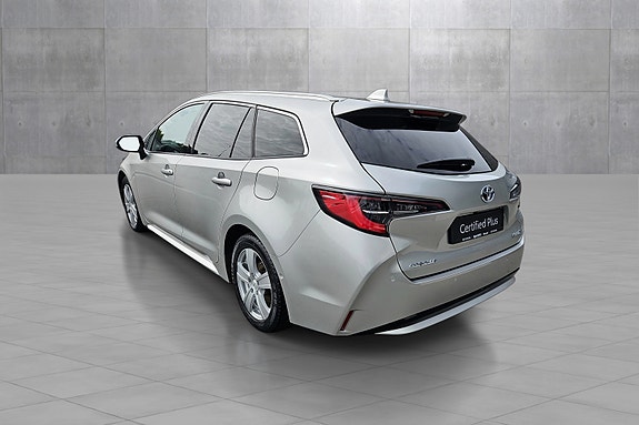 Toyota Corolla 3 of 23