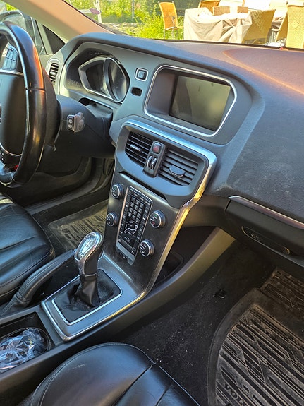 Volvo V40 7 of 9