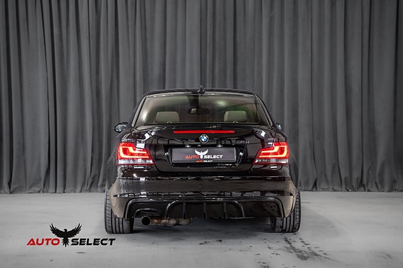 BMW 135i 10 of 30