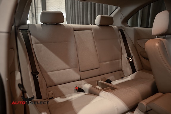 BMW 135i 19 of 30