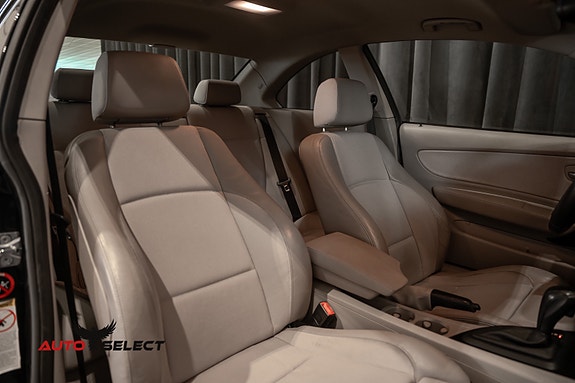 BMW 135i 18 of 30